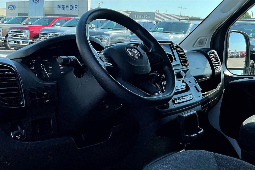Used 2023 RAM ProMaster 2500 FWD image 13