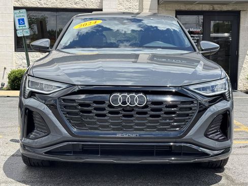 Used 2024 Audi Q8 e-tron Premium AWD/4WD image 15