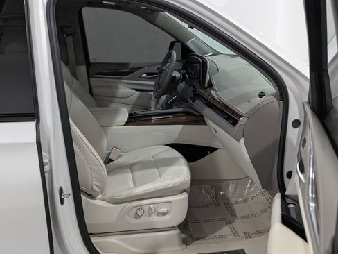 Certified 2024 Cadillac Escalade ESV Sport Platinum w/ LPO, ONYX Package image 8