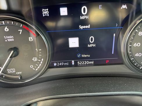 Used 2020 Cadillac XT6 Premium Luxury AWD/4WD image 2
