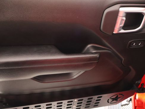 Used 2024 Jeep Wrangler Unlimited Sport AWD/4WD image 15