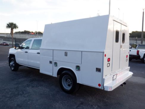 Used 2018 Chevrolet Silverado 3500 W/T w/ WT Convenience Package image 3