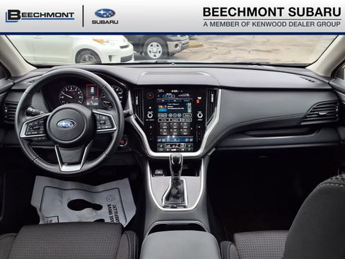 Used 2025 Subaru Outback Premium image 9