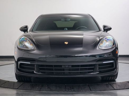 Used 2020 Porsche Panamera image 12