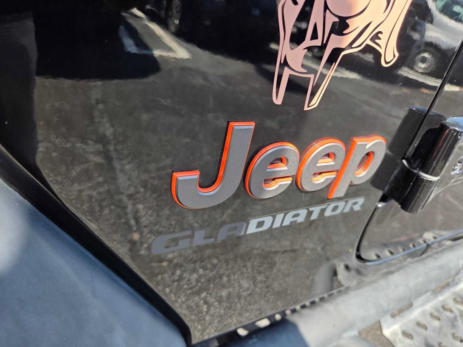 Used 2020 Jeep Gladiator Mojave AWD/4WD image 9