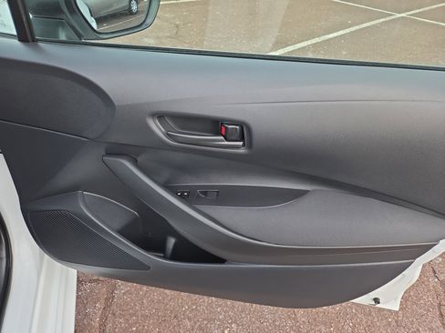 Certified 2025 Toyota Corolla LE image 17