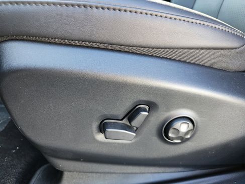 New 2026 Chrysler Pacifica Select image 23