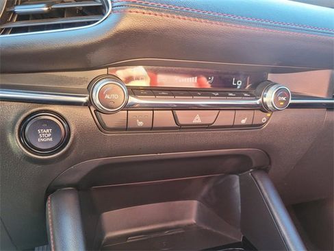 Used 2024 MAZDA MAZDA3 s image 24