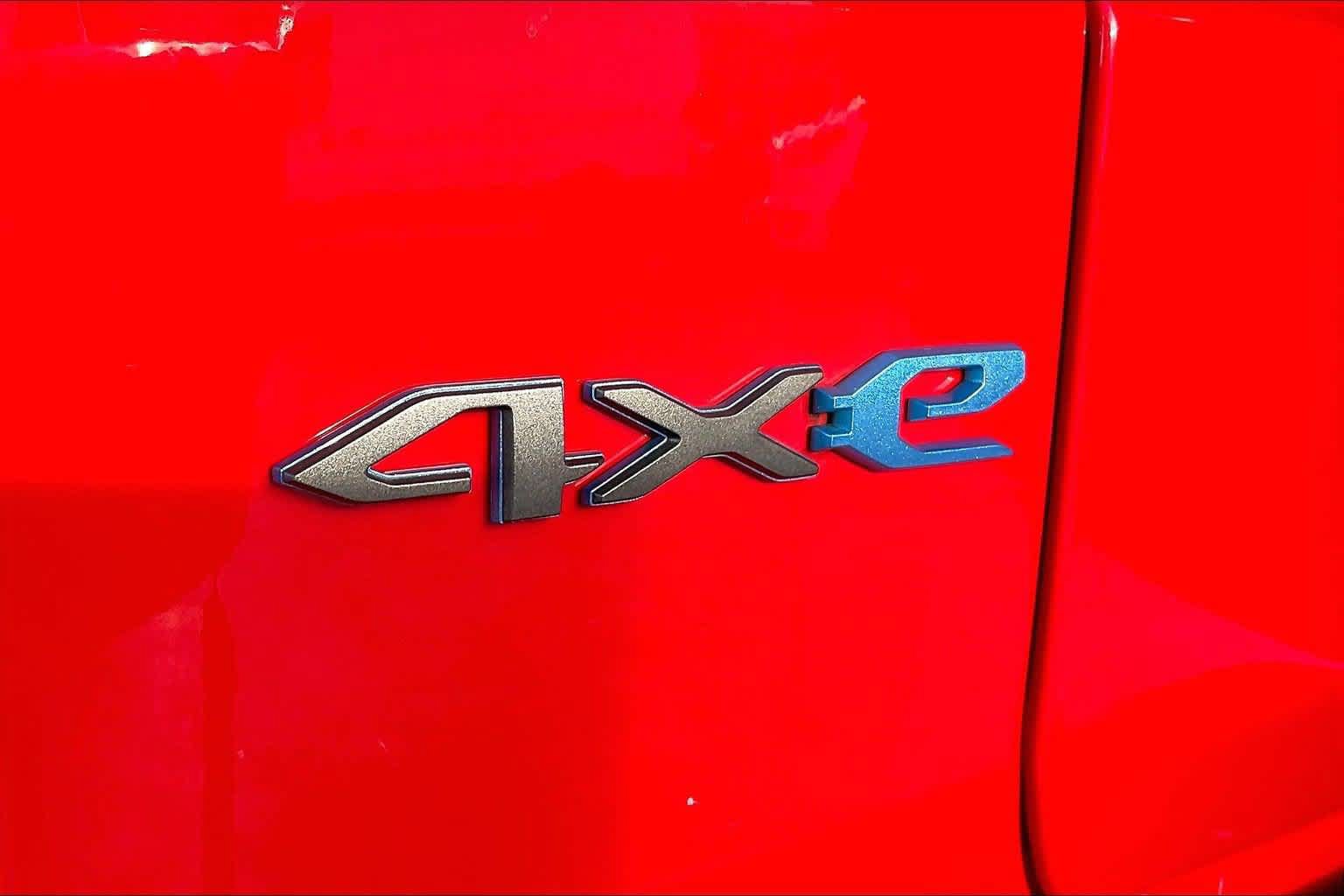 Used 2023 Jeep Wrangler Unlimited Rubicon 4xe AWD/4WD image 7