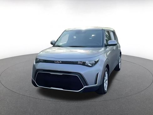 Used 2025 Kia Soul LX w/ LX Technology Package image 7