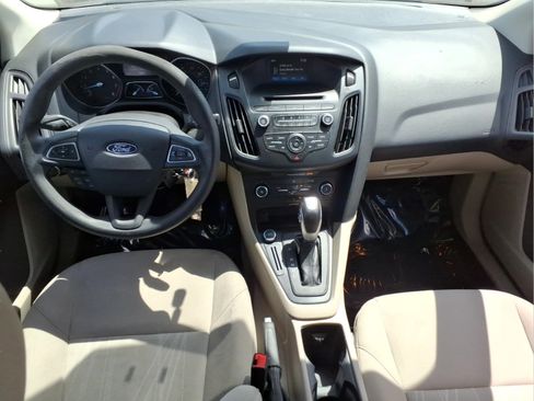 Used 2016 Ford Focus SE FWD image 21