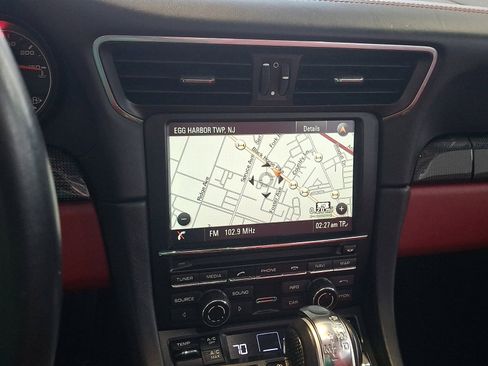 Used 2014 Porsche 911 Turbo image 16