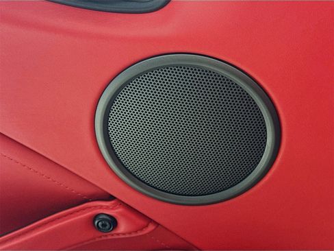 Used 2022 Aston Martin V8 Vantage image 17