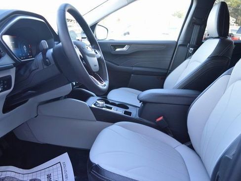 New 2026 Ford Escape Platinum w/ Premium Technology Package AWD/4WD image 15