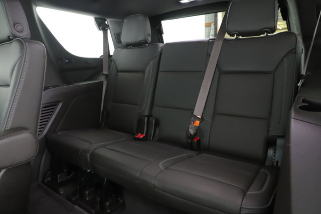 Used 2024 GMC Yukon Denali w/ Advanced Technology Package AWD/4WD image 33
