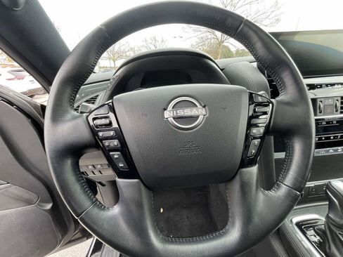 Used 2023 Nissan Armada SL w/ Midnight Edition Package image 21