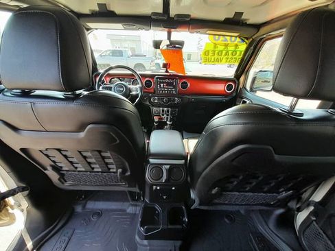 Used 2020 Jeep Gladiator Rubicon AWD/4WD image 43