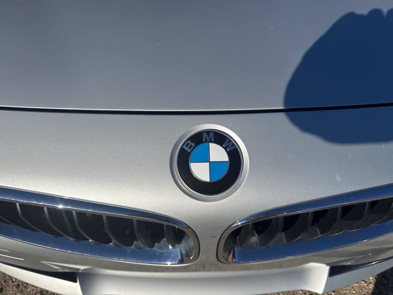 Used 2018 BMW 330i Gran Turismo xDrive AWD/4WD image 11