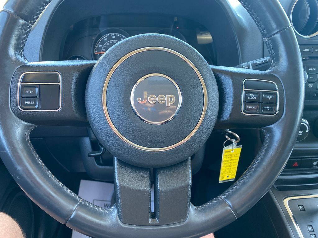 Used 2017 Jeep Patriot High Altitude AWD/4WD image 15