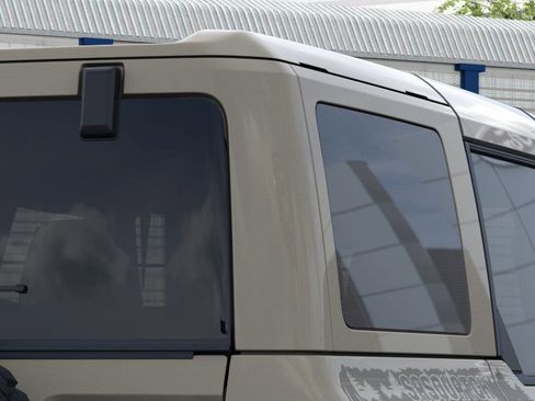 New 2025 Ford Bronco Badlands image 50