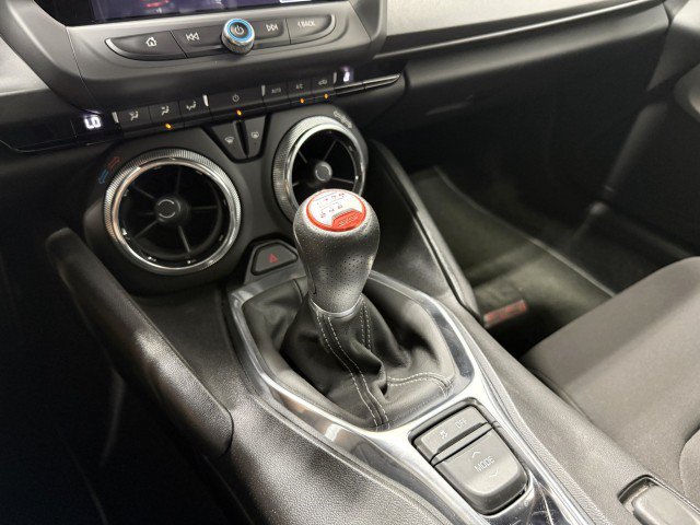 Used 2017 Chevrolet Camaro SS RWD image 28
