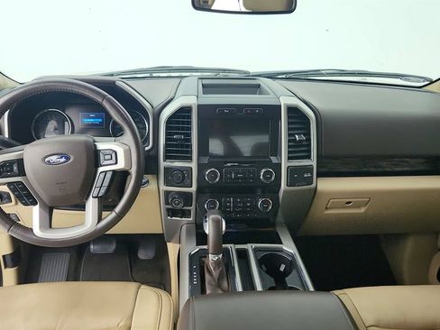 Used 2019 Ford F150 Lariat RWD image 24