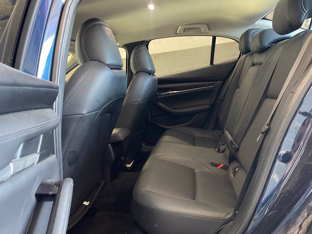 Used 2024 MAZDA MAZDA3 s FWD image 16