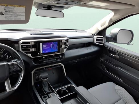 Used 2024 Toyota Tundra SR5 image 9