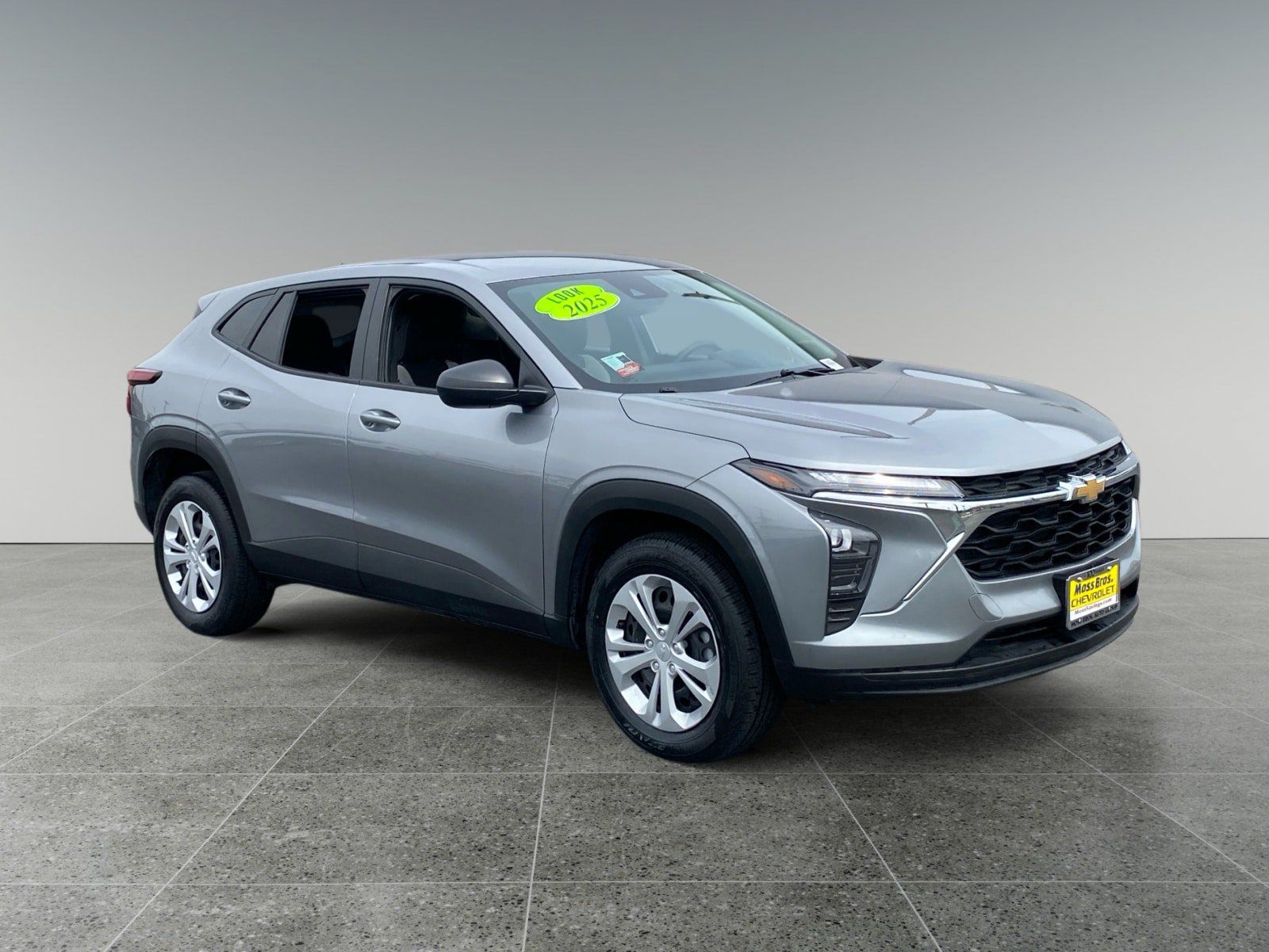 Used 2025 Chevrolet Trax LS FWD image 7