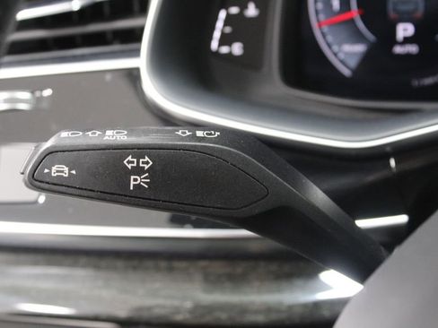 Used 2023 Audi Q7 3.0T Premium Plus image 26