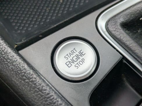 Used 2022 Volkswagen Jetta SE FWD image 22