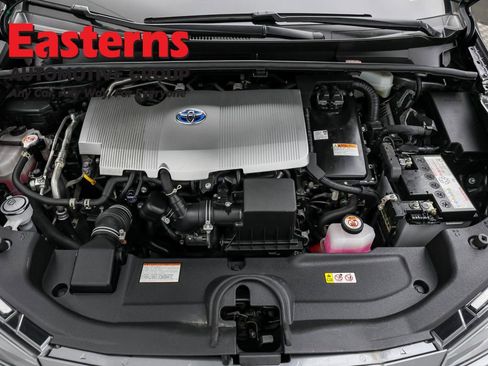 Used 2022 Toyota Prius LE image 7