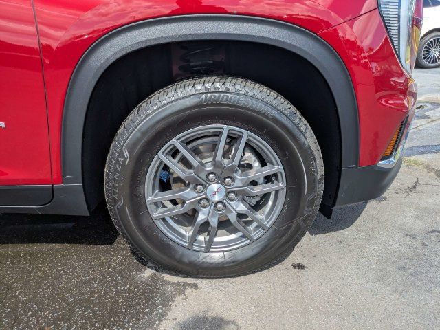 Used 2026 GMC Acadia Elevation w/ LPO, Floor Liner Package FWD image 12
