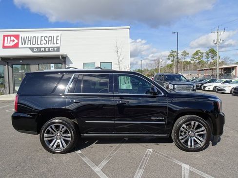 Used 2019 GMC Yukon Denali w/ Denali Ultimate Package image 3