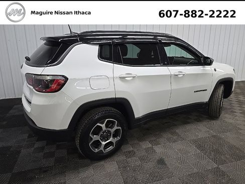 Used 2022 Jeep Compass Trailhawk w/ Trailhawk Convenience Group AWD/4WD image 4