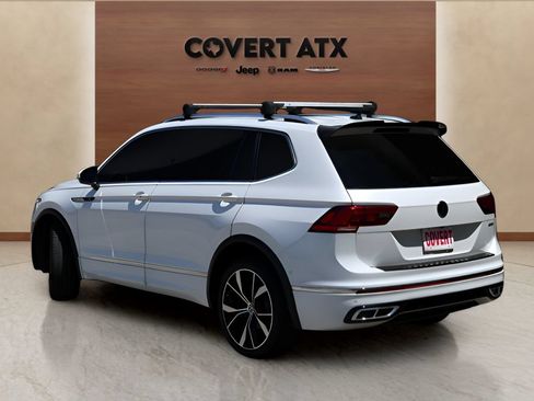 Used 2022 Volkswagen Tiguan SEL R-Line AWD/4WD image 3