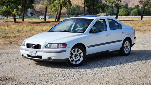 Used 2004 Volvo S60 2.5T FWD image 2