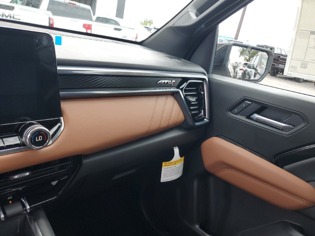 New 2026 GMC Canyon AT4 AWD/4WD image 26