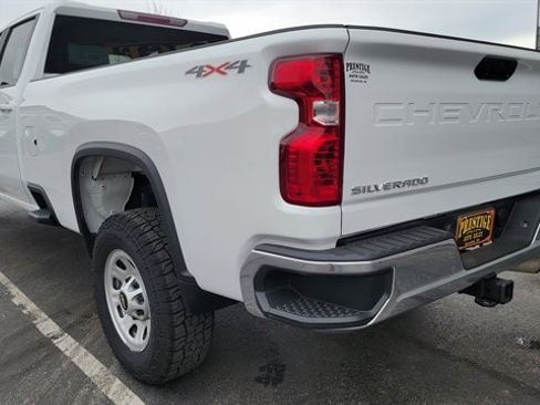 Used 2024 Chevrolet Silverado 3500 LT image 10