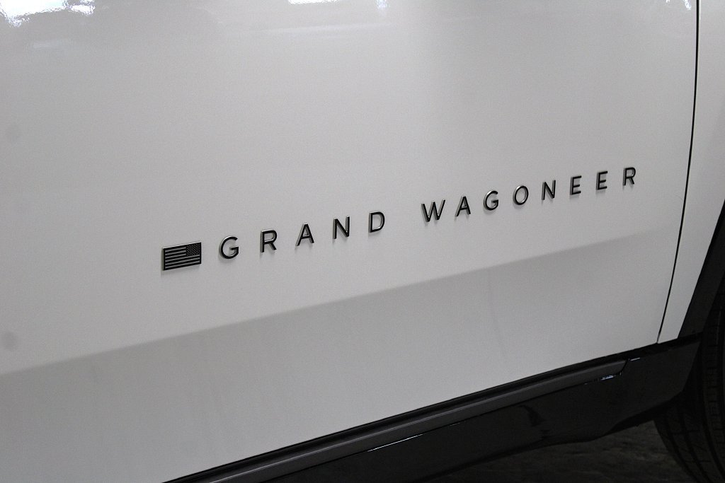 New 2026 Jeep Grand Wagoneer L Summit w/ Premium Group III AWD/4WD image 50