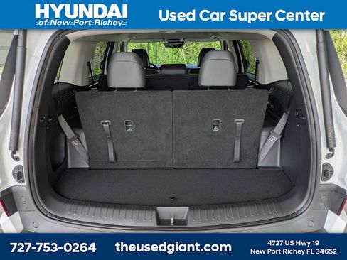 Used 2024 Hyundai Santa Fe SEL FWD image 12