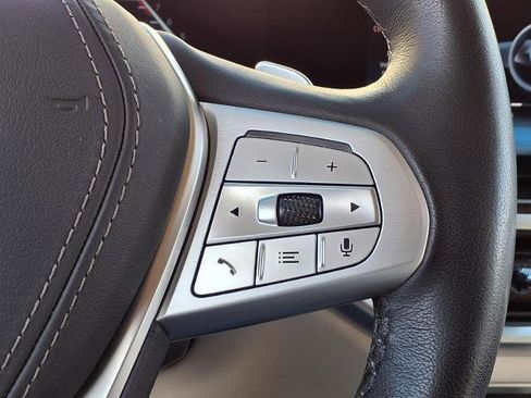 Used 2025 BMW X7 xDrive40i image 13