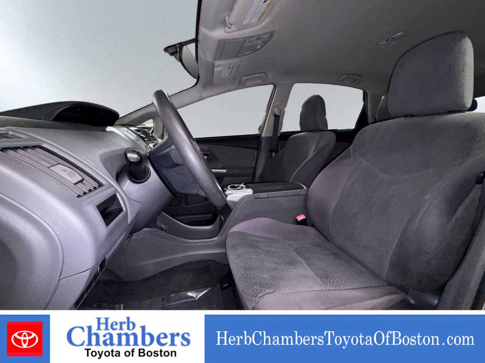 Used 2013 Toyota Prius V Two FWD image 5