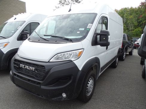 New 2025 RAM ProMaster 1500 w/ Premium Convenience Group image 1