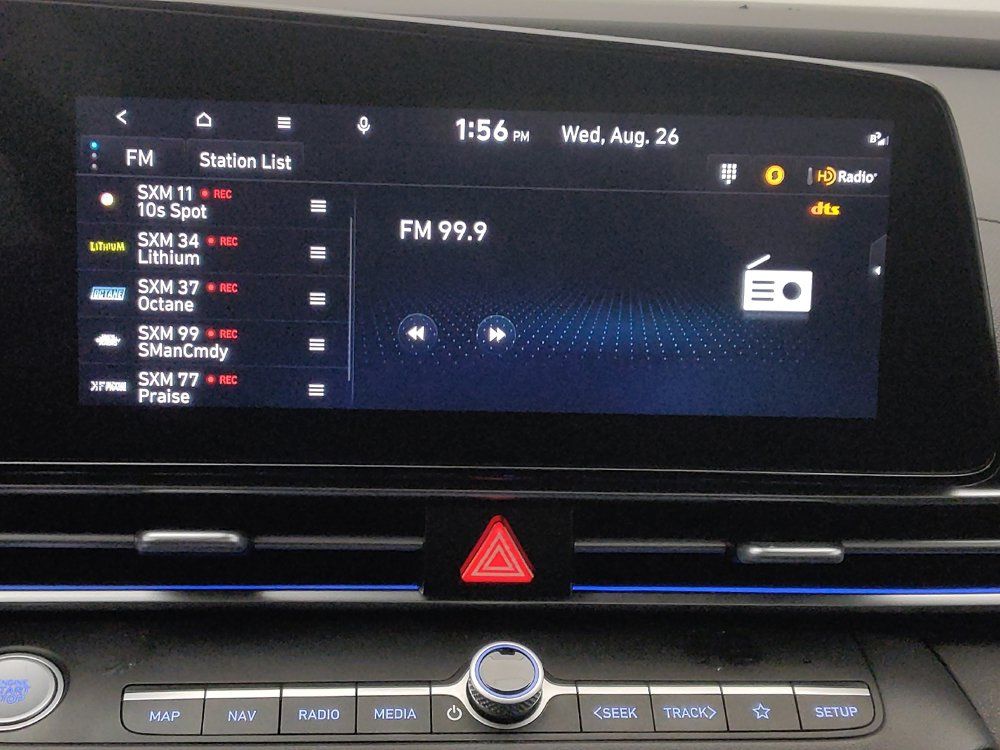 Used 2025 Hyundai Elantra SEL FWD image 25