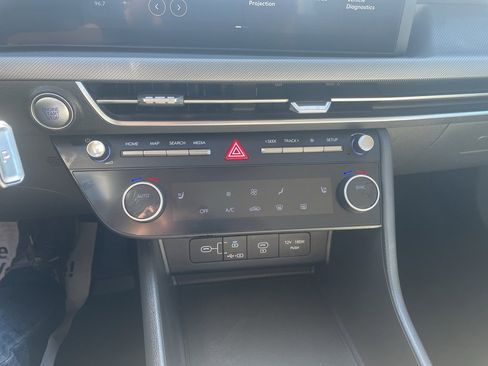 Used 2025 Hyundai Sonata SEL image 17