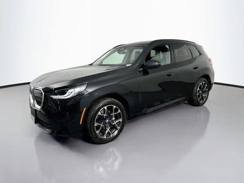 Used 2025 BMW X3 xDrive30i AWD/4WD image 3