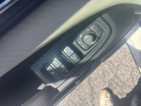 Used 2021 Subaru Ascent Premium w/ Sport Package image 17