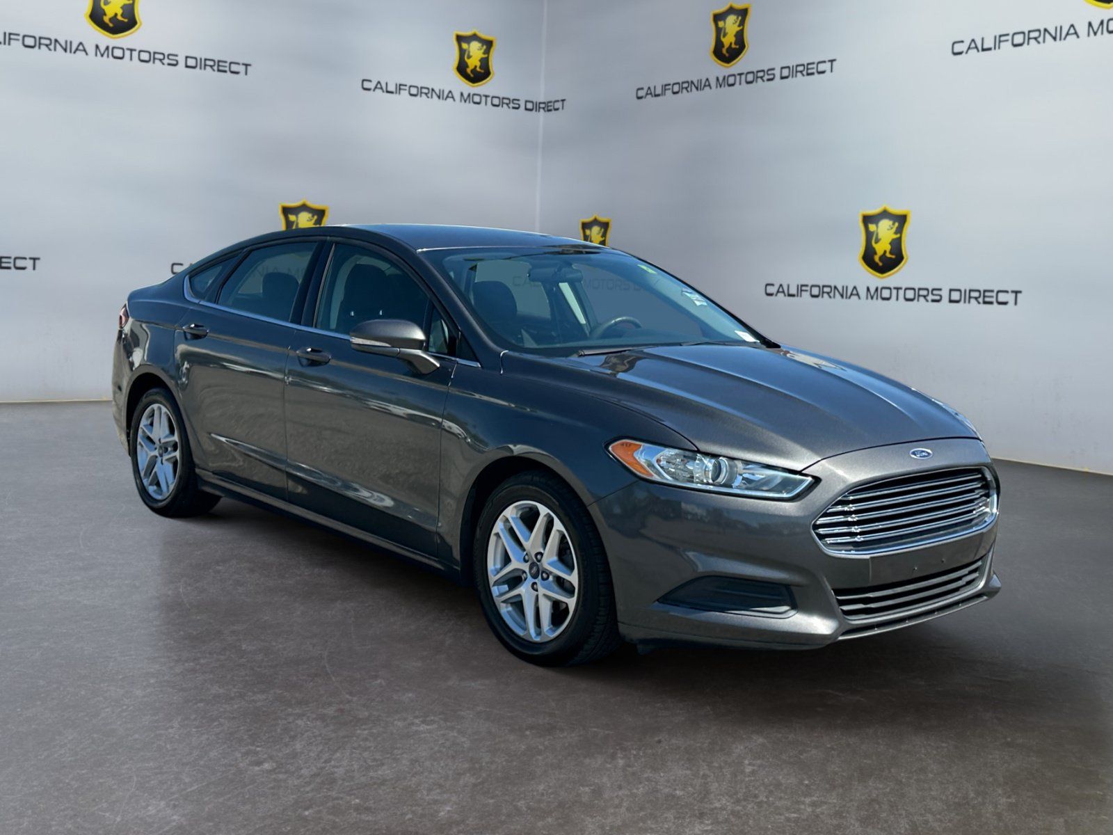 Used 2016 Ford Fusion SE FWD image 7