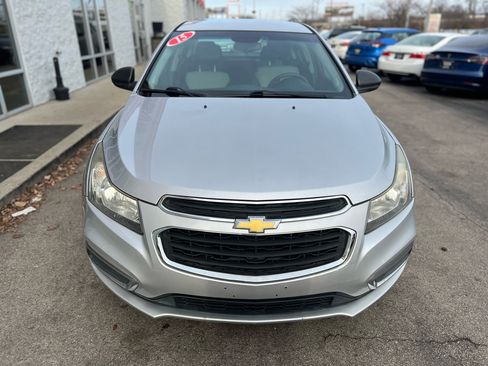 Used 2015 Chevrolet Cruze LS image 10
